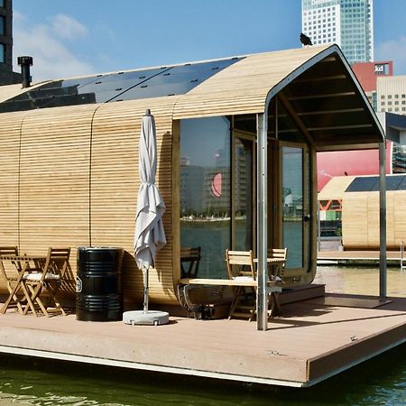 Wikkelboat Nr2 At Floating Rotterdam Rijnhaven Otel Dış mekan fotoğraf