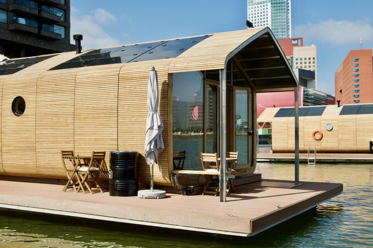 Wikkelboat Nr2 At Floating Rotterdam Rijnhaven Otel Dış mekan fotoğraf