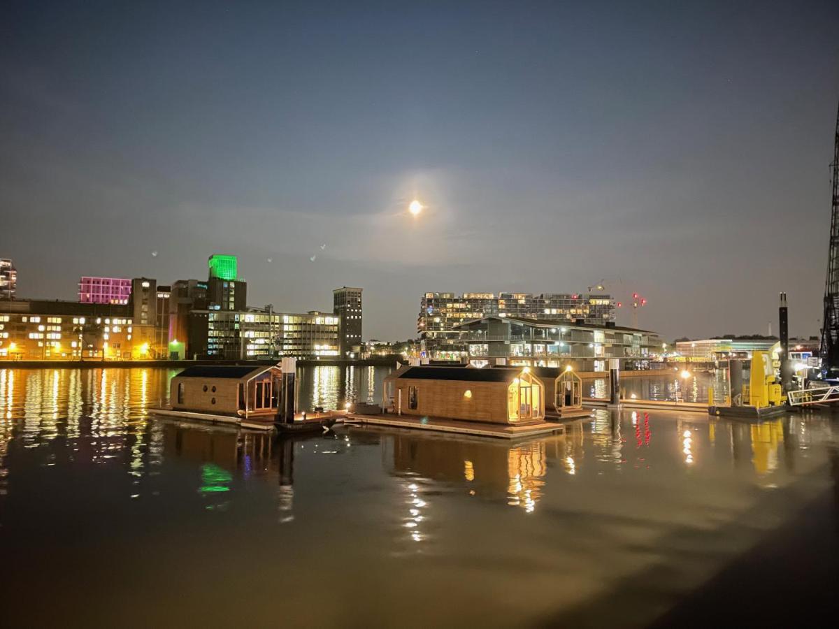 Wikkelboat Nr2 At Floating Rotterdam Rijnhaven Otel Dış mekan fotoğraf